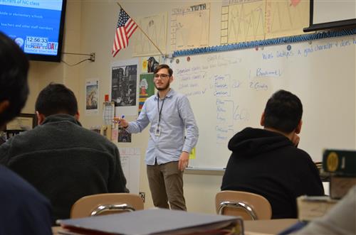 Picture of teacher teaching in high school classroom 