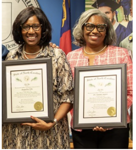  Dr Ellis and Dr Sexton with their awards