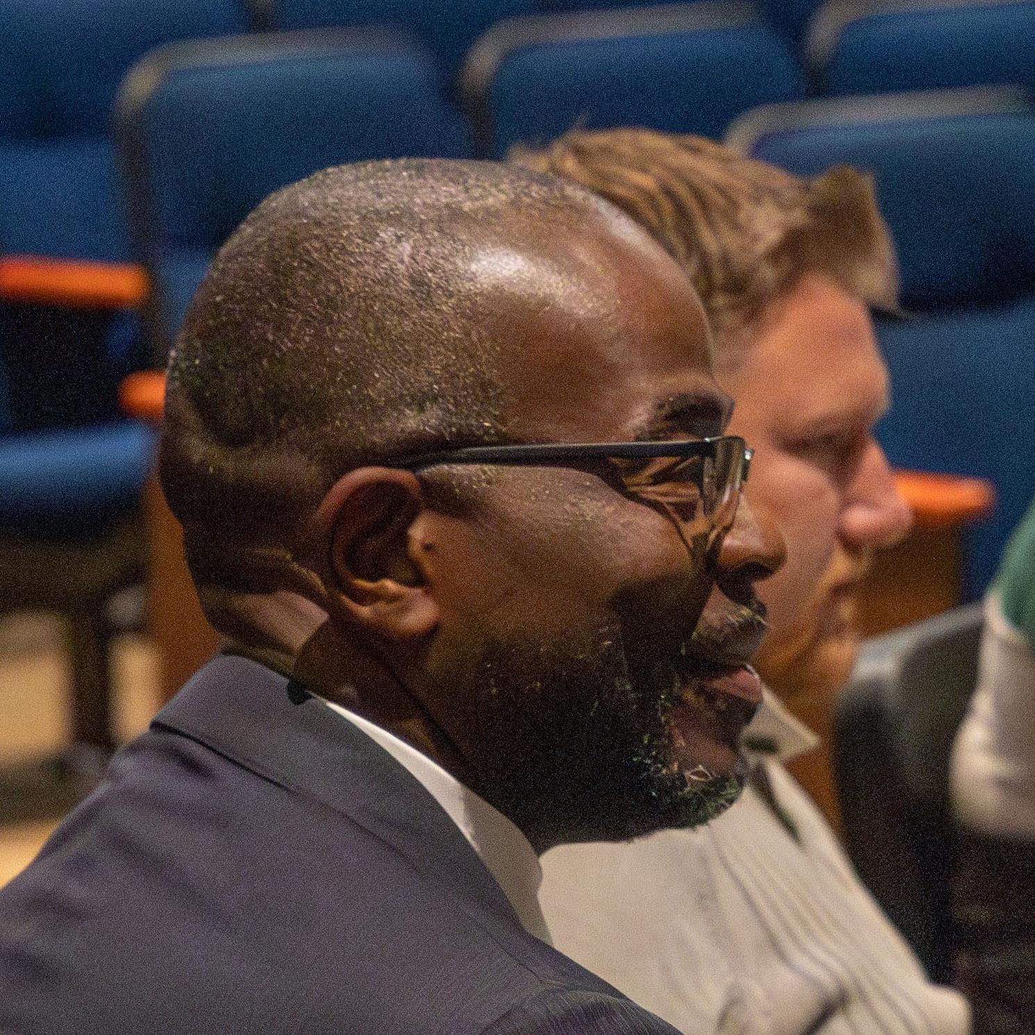  dr. taylor listens to bus drivers