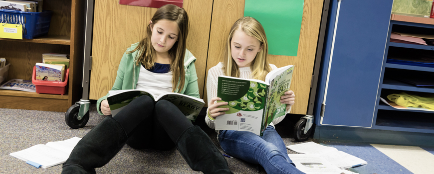 Image of girls reading Image of girls reading